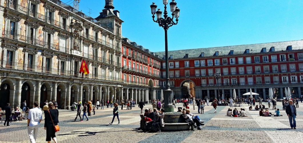 Zboruri Ryanair spre Madrid din România